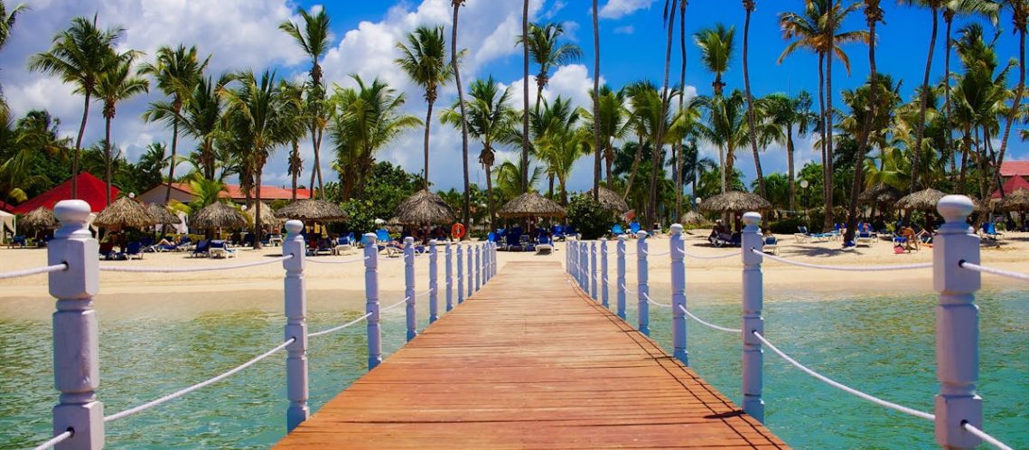 découvrez un paradis où la beauté naturelle et la sérénité se rencontrent. évadez-vous vers des paysages enchanteurs, des plages de sable fin et une ambiance relaxante, le tout dans un cadre idyllique. votre escapade de rêve vous attend !