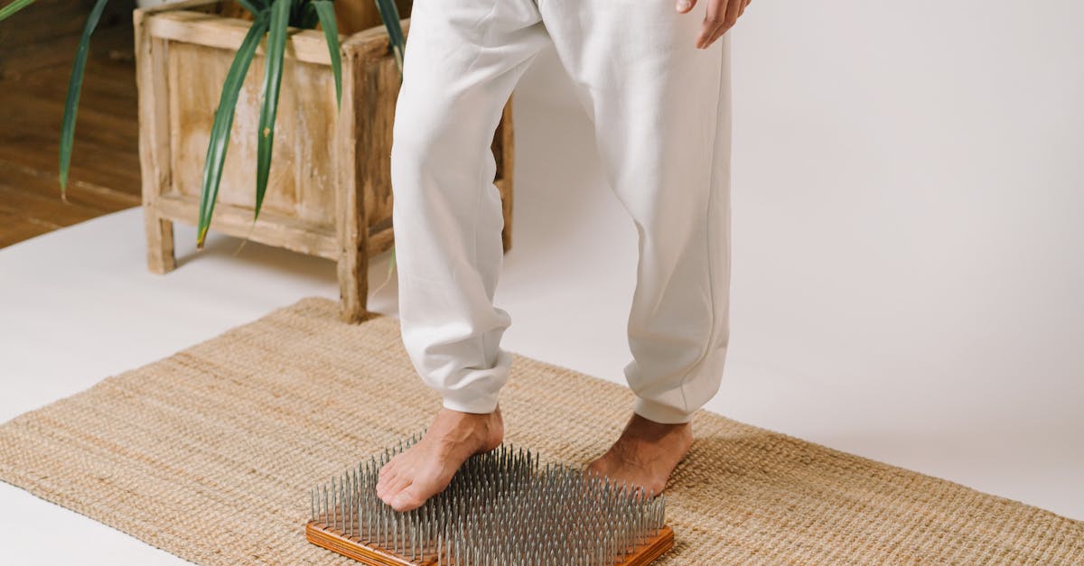 découvrez les bienfaits de l'acupression, une technique ancestrale qui consiste à stimuler des points précis du corps pour soulager le stress, améliorer la circulation et favoriser le bien-être général. apprenez à utiliser cette méthode naturelle pour retrouver équilibre et vitalité au quotidien.