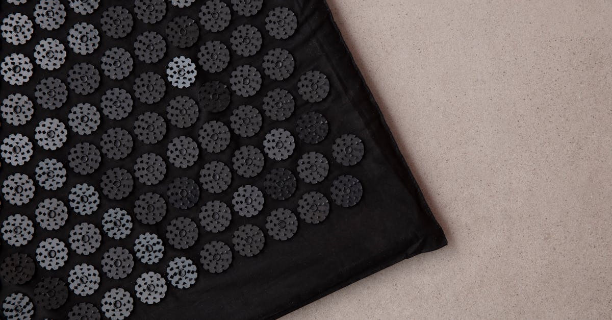 découvrez les incroyables bienfaits des tapis d'acupression : soulagement du stress, amélioration de la circulation sanguine, réduction des douleurs musculaires et promotion d'un sommeil réparateur. explorez comment ces tapis innovants peuvent transformer votre bien-être quotidien.