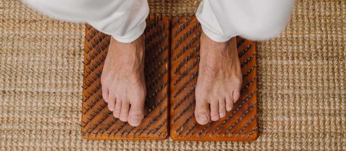 découvrez les avantages des tapis d'acupression pour votre bien-être : soulagement des douleurs, réduction du stress, amélioration de la circulation sanguine et promotion d'un sommeil réparateur. explorez comment cette pratique ancestrale peut transformer votre quotidien.