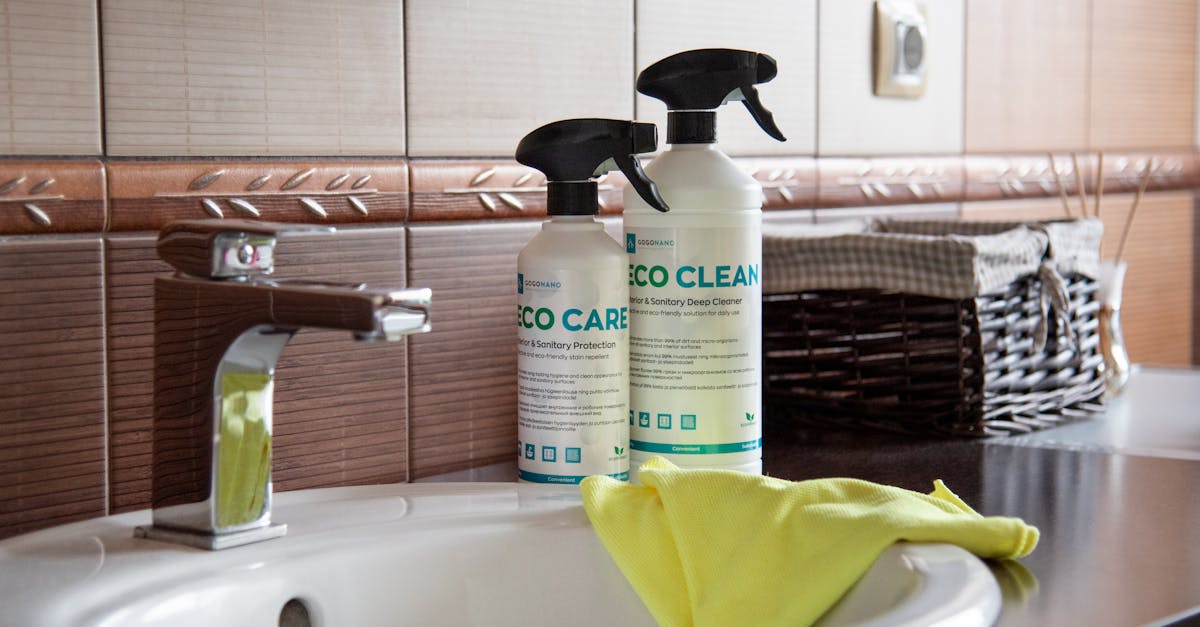 découvrez nos astuces pratiques pour optimiser l'organisation de votre salle de bain. transformez cet espace en un havre de paix grâce à des conseils de rangement, des idées de décoration et des solutions efficaces pour gagner de la place.