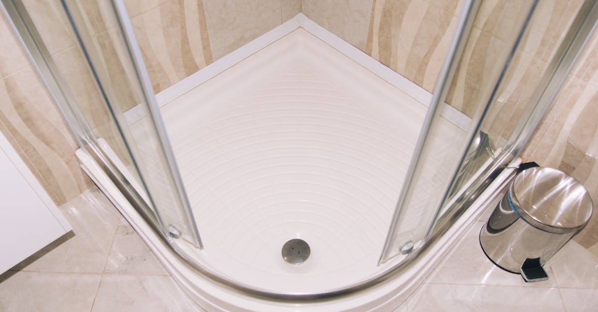 découvrez notre sélection complète d'accessoires de douche pour améliorer votre expérience quotidienne. des porte-savons aux rideaux de douche, trouvez tout ce qu'il vous faut pour transformer votre salle de bain en un espace fonctionnel et élégant.