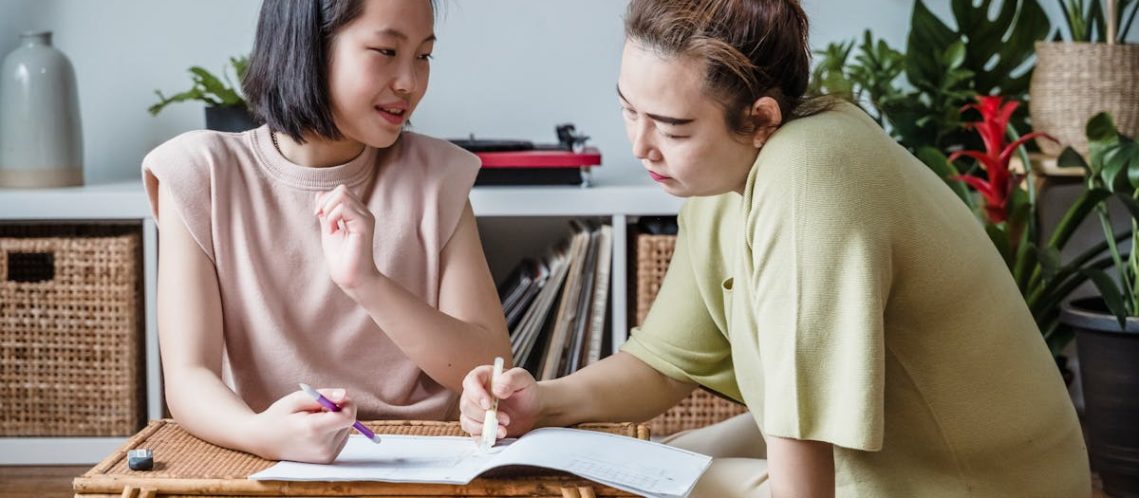 découvrez le family coaching : un accompagnement personnalisé pour améliorer la communication, renforcer les liens familiaux et surmonter les difficultés du quotidien. bénéficiez de conseils d’experts pour une harmonie retrouvée dans votre foyer !